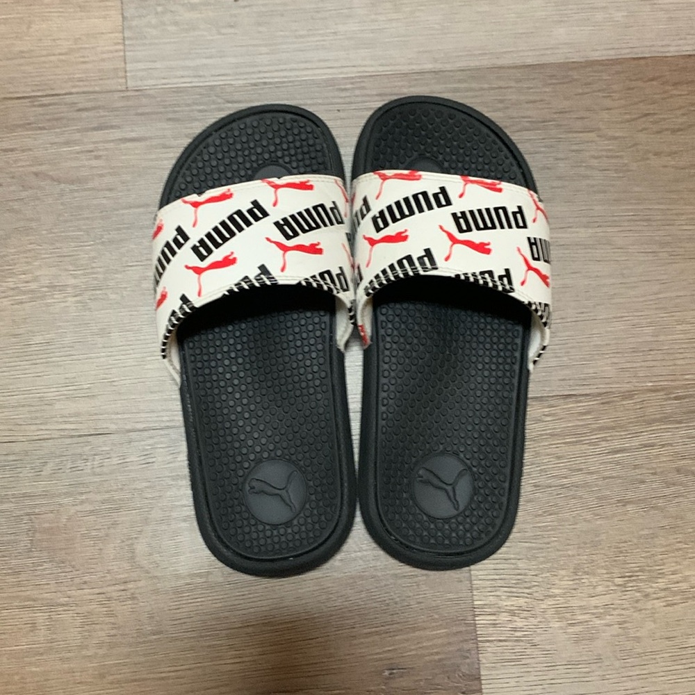 Boys Puma Cool Cat Sandals | size: 3 US | color: white, black, red